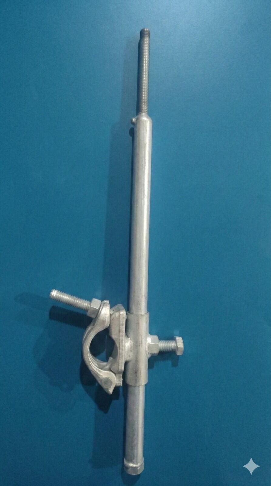 AYARLI DUVAR DAYAMA APARATI